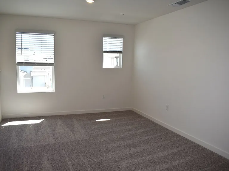 10114 Elise Way — Photo 11