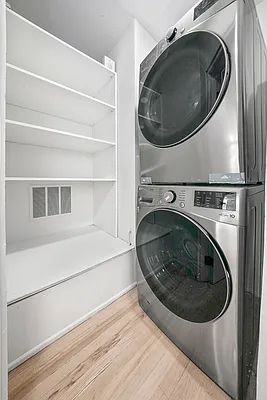 Rented by Synergy NYC | media 13