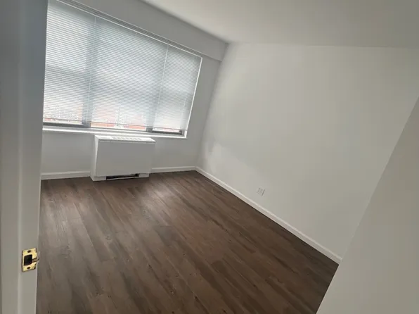 245 East 63rd Street 30F image 1 of 18