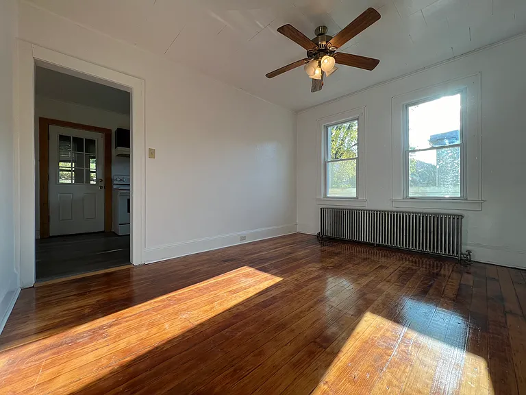46 E Bacon St — Photo 12