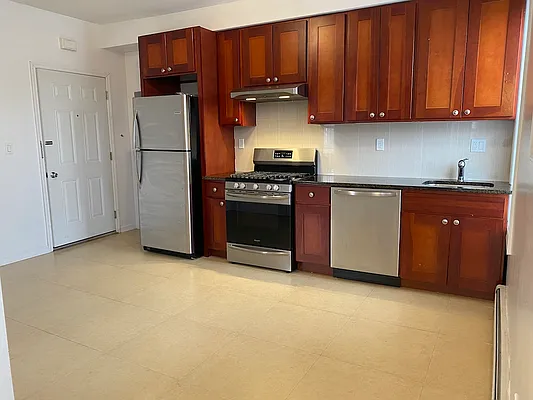 Rented by Corcoran | media 15