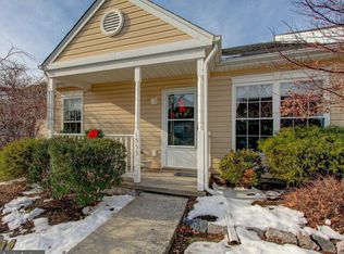 1553 Foresman Dr, Pottstown, PA 19464