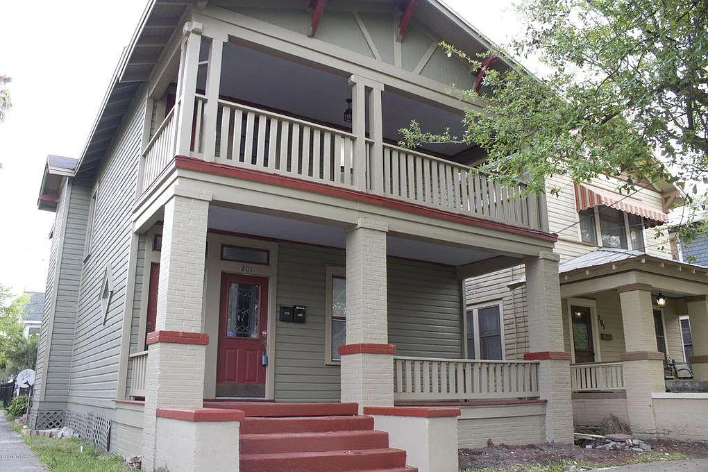1 bed, 930 sqft, $1,200 — Photo 1
