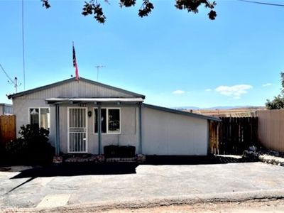 23140 Schumann Rd, Chatsworth, CA, 91311