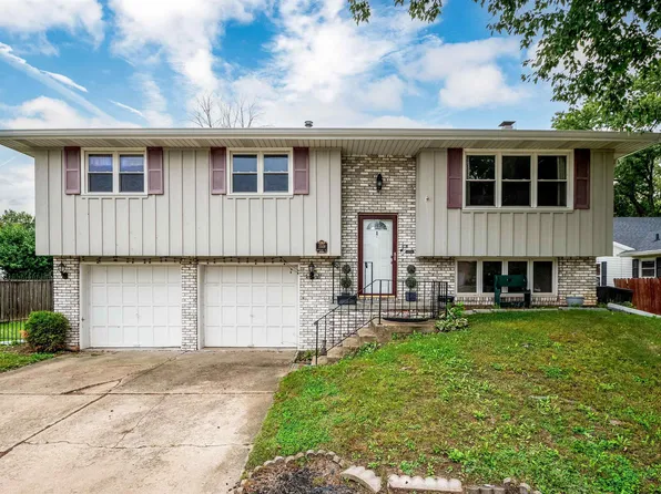 3508 W Bonnaire Ct, Peoria, IL 61615