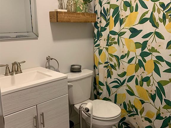 EF9A3F55-5633-44E1-80AF-30BA452ACA12