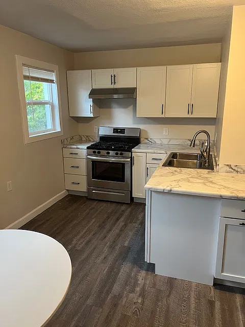 820 19th St #2