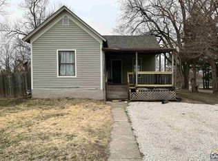 701 SE Highland Ave, Topeka, KS 66607