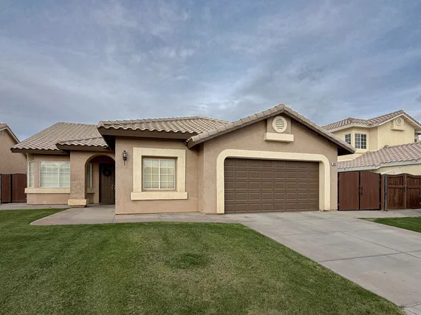 1098 Farmer Dr, El Centro, CA 92243