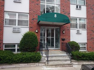 8 Commonwealth Ct APT 1, Brighton, MA 02135