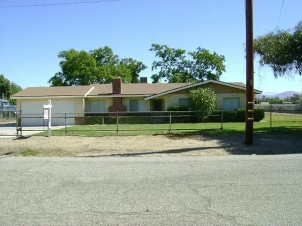 10939 Laurel Ave, Bloomington, CA 92316