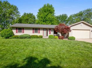 1105 Andover St, Bloomington, IL