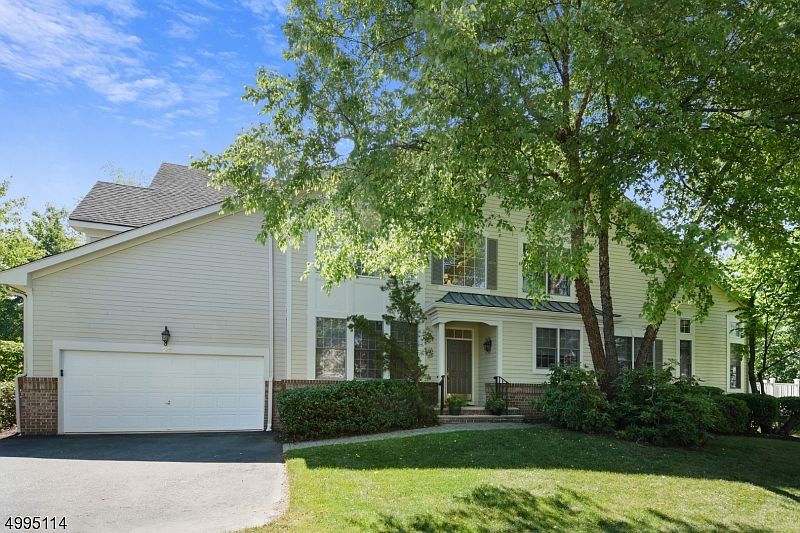 1st image of 22 Schindler Way