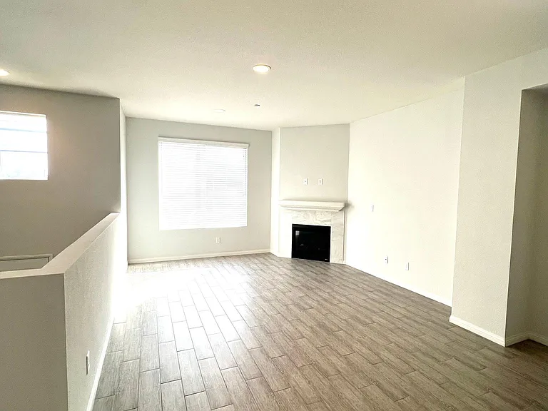 9093 Walker St — Photo 1