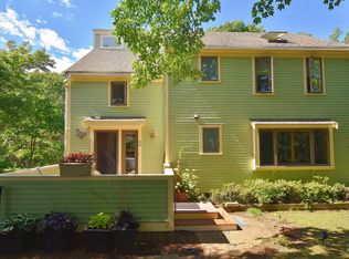 8 Somerset Rd, Provincetown, MA 02657