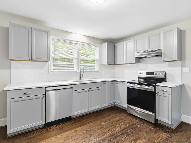 1388 Boiling Springs Rd — Photo 13