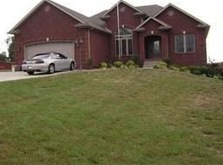 107 Creekside Dr, Coxs Creek, KY 40013