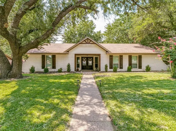 412 Monti Dr, Lewisville, TX 75057