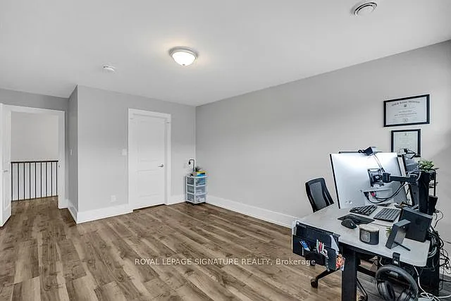 13 Damude Ave — Photo 40