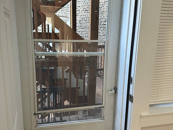5th image of 7503 N Seeley Ave APT 2