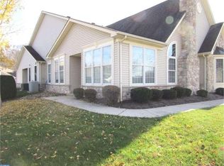 809 Persimmon Ln, Langhorne, PA 19047