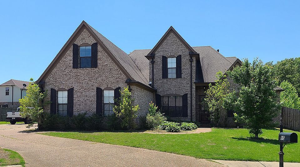 1st image of 95 Whispering Pines Cv