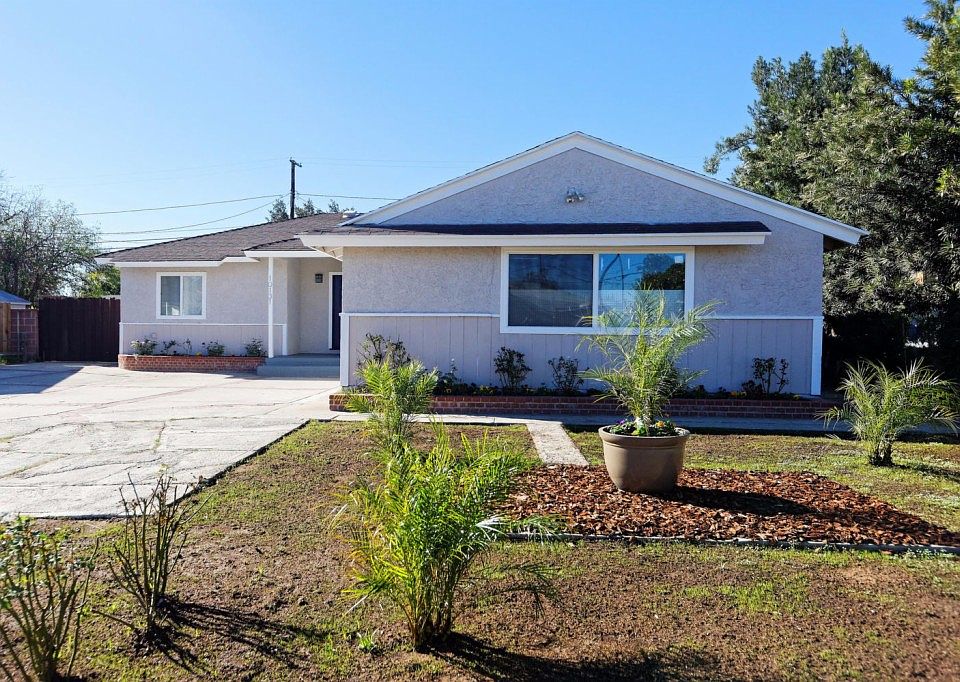 1st image of 10131 Sophia Ave
