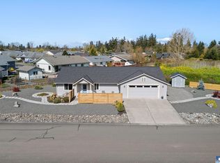 50 Comfort Way, Sequim, WA 98382