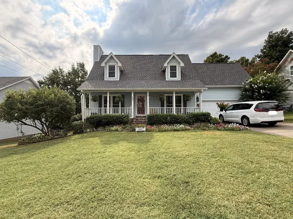 105 Saint Martins Ln, Smyrna, TN 37167