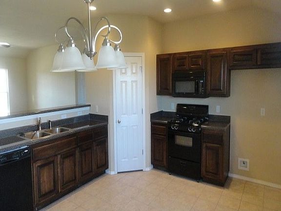 3rd image of 9200 S 254 East Ave