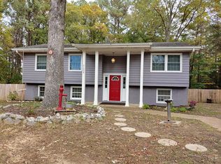 21536 Lynn Dr, Lexington Park, MD 20653
