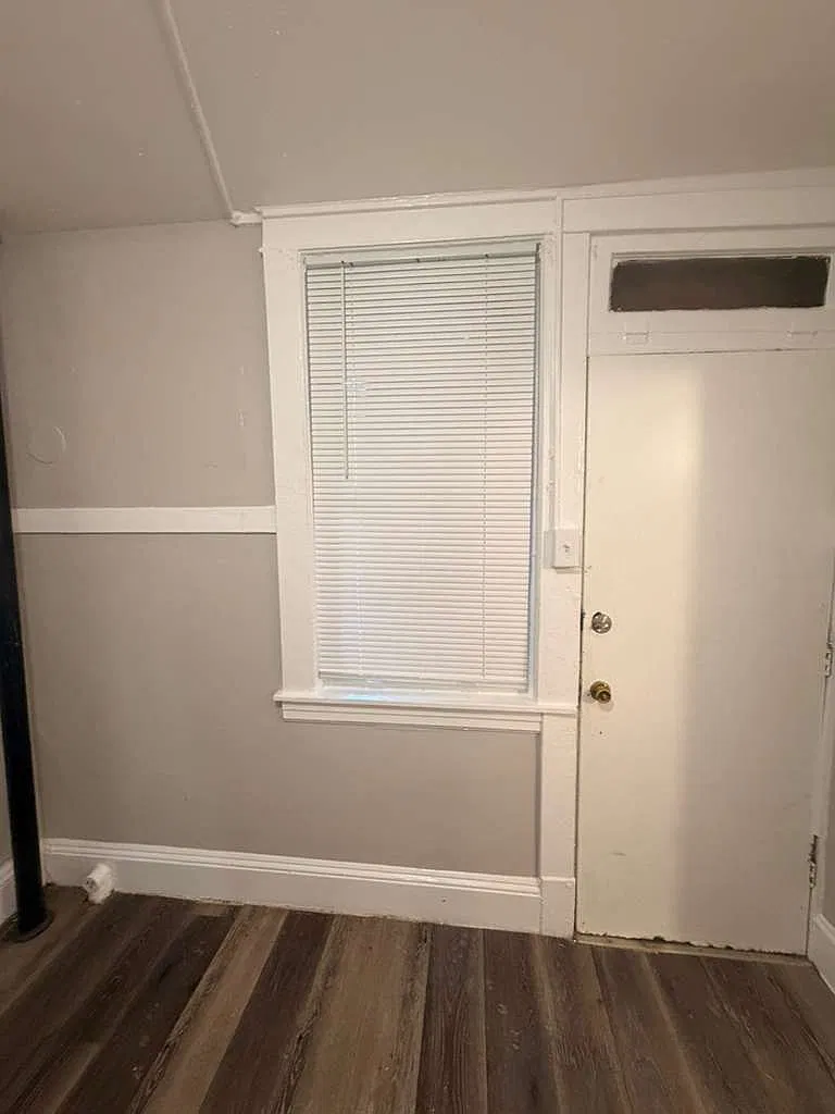 Studio, 800 sqft, $1,219 — Photo 4