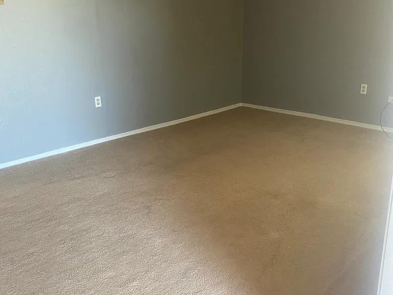 1711 SW 6th St — Photo 5