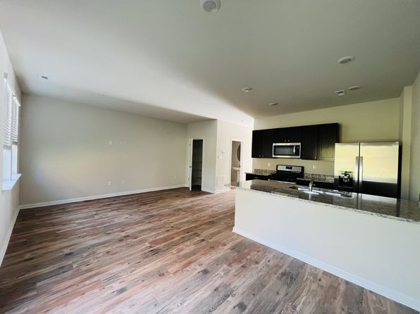 315 Locust Run Dr
