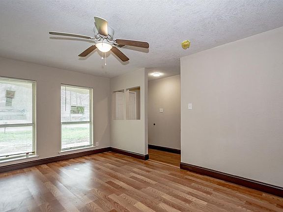 5th image of 14106 Brownwood St