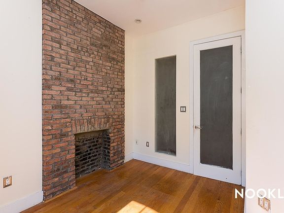 5th image of 12 Underhill Ave APT 2