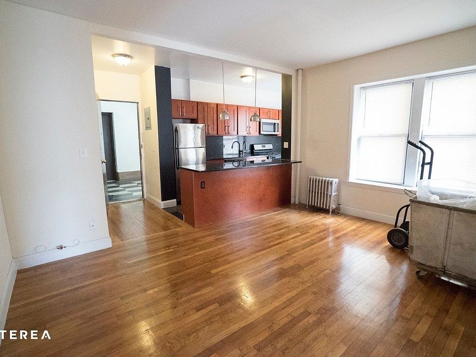 1st image of 3706 69th St APT 1I