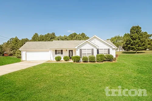 195 Falcon Ridge Dr Photo 1