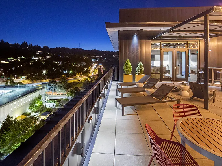 Rooftop Lounge