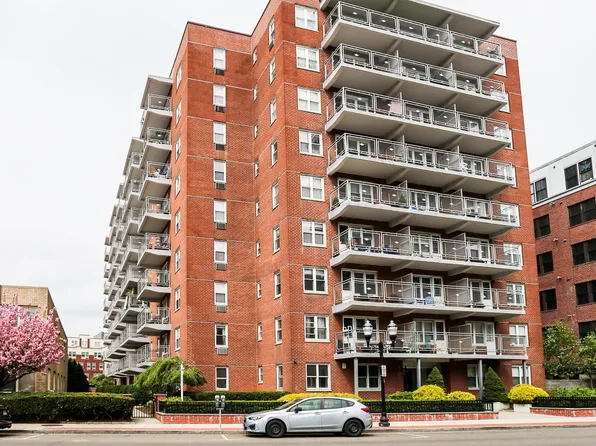 700 Summer Street #1F, Stamford, CT 06901