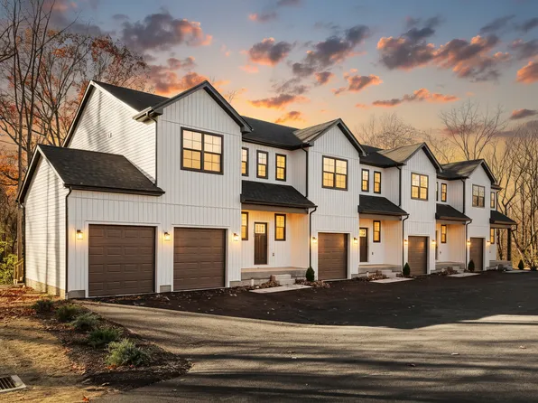 1020 Trinity Rd, York, PA 17408