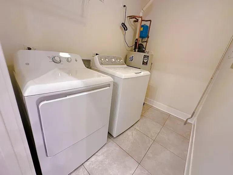 2112 S Michigan Ave #4 — Photo 9