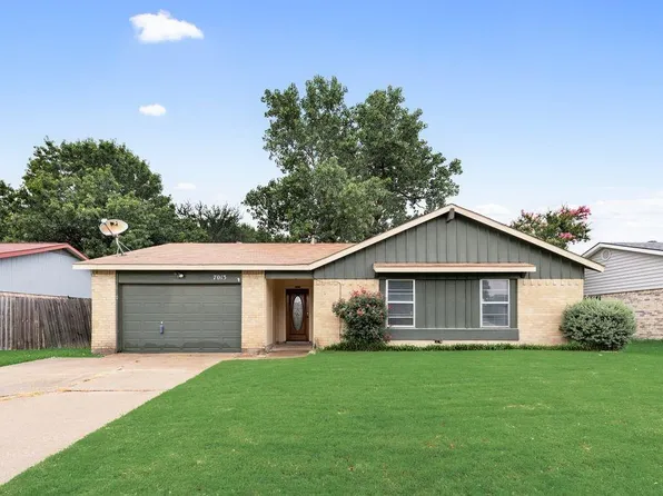 7013 Lincolnshire Ln, North Richland Hills, TX 76182