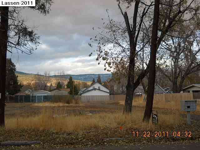 1st image of 1425 & 1433 1st St