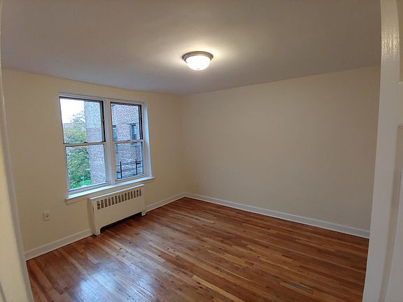 5th image of 33-34 77th St #6G