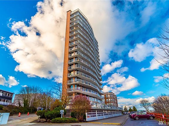 5th image of 1 N Stadium Way APT 2