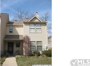807 Violet Ln, Jackson, NJ 08527