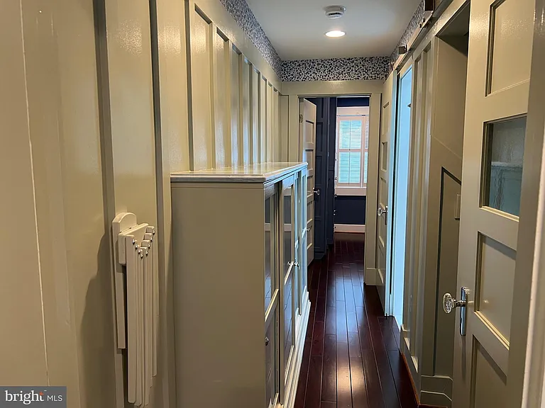 418 N Henry St — Photo 51
