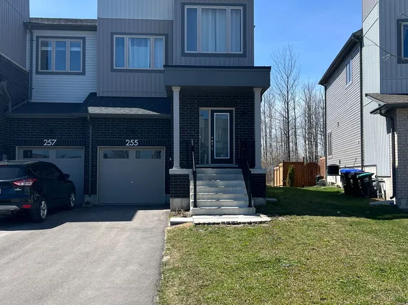 255 Atkinson St, Clearview, ON L0M 1S0