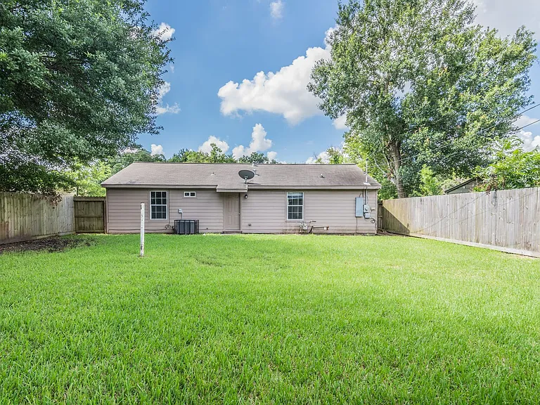 5407 Thrush Dr — Photo 13
